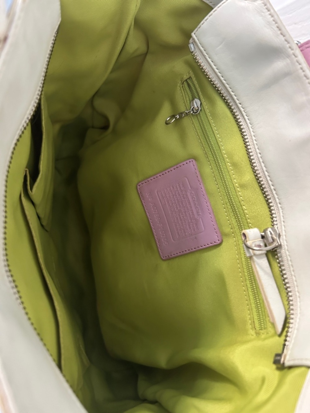 Striped Hamptons Coach bag - Picture 4 of 5